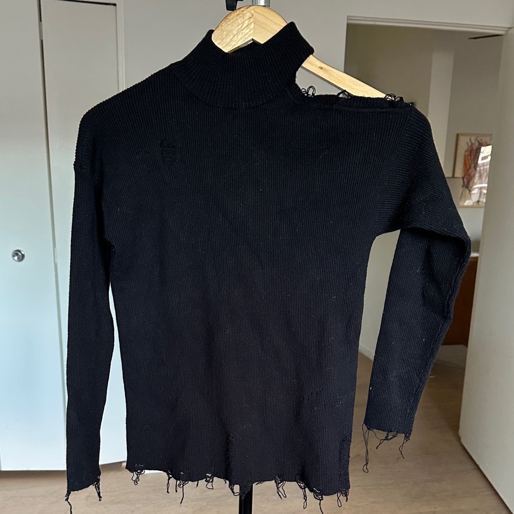 Guess Women’s Black Cold Shoulder Turtleneck XS - Picture 3 of 6